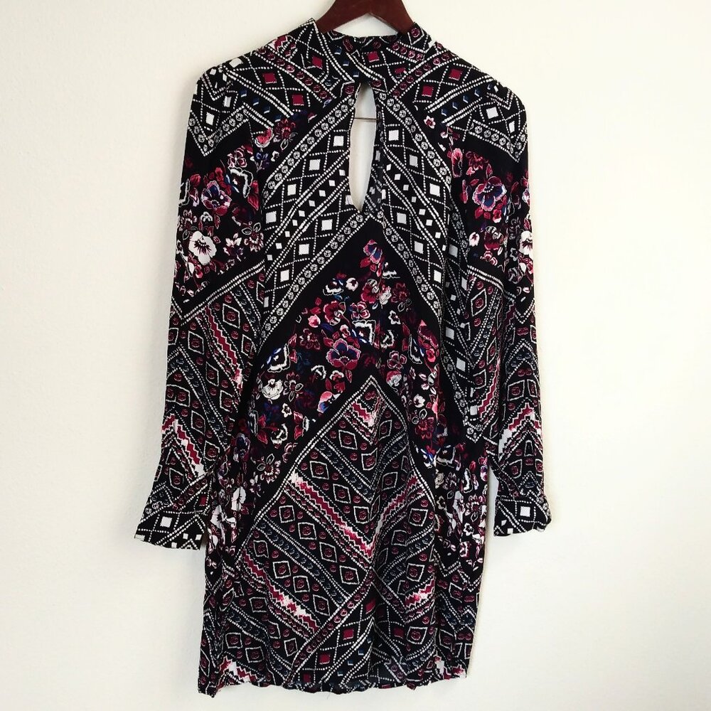 Express small black floral geometric long sleeve dress
